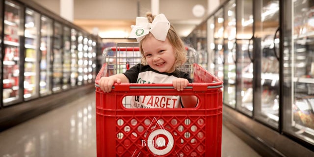 An adorable youngster in Iowa recently celebrated turning three-years-old with a fete of her favorite things – Target and Starbucks Frappuccino’s.