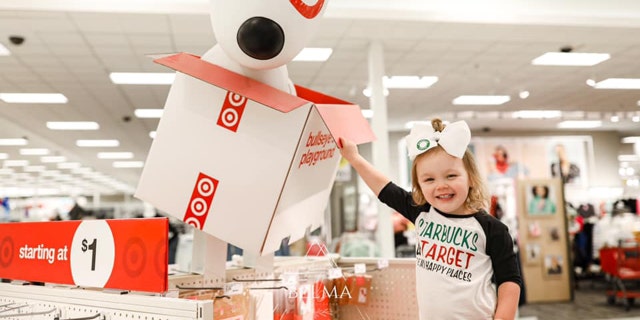 In the series of sweet pictures, the jubilant birthday girl rocked a custom T-shirt that read