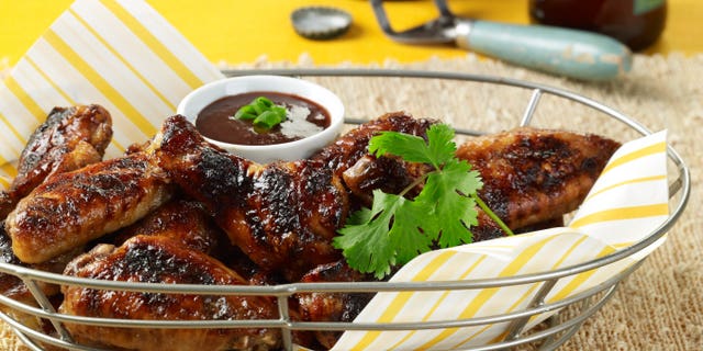 According to an NCC survey of 1,000 chicken wing fans from across the nation, 65 percent said they prefer to chow down on wings while watching a sporting event.