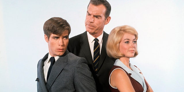 Don Grady, Fred MacMurray and Tina Cole starred in