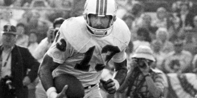 Jake Scott led the Miami Dolphins to an undefeated season. (Photo by Bruce Bennett Studios via Getty Images Studios/Getty Images)