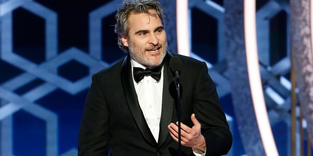 Actor Joaquin Phoenix called out fake Hollywood climate activists during his Golden Globes acceptance speech. 