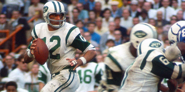 Joe Namath guaranteed victory in Super Bowl III. (Photo by Focus on Sport/Getty Images)