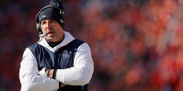 Tennessee Titans head coach Mike Vrabel watching during the first half of the game. (AP Photo/Jeff Roberson)