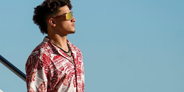 Kansas City Chiefs' Patrick Mahomes arrives for the NFL Super Bowl LIV football game Sunday, Jan. 26, 2020, at the Miami International Airport in Miami. (AP Photo/David J. Phillip)