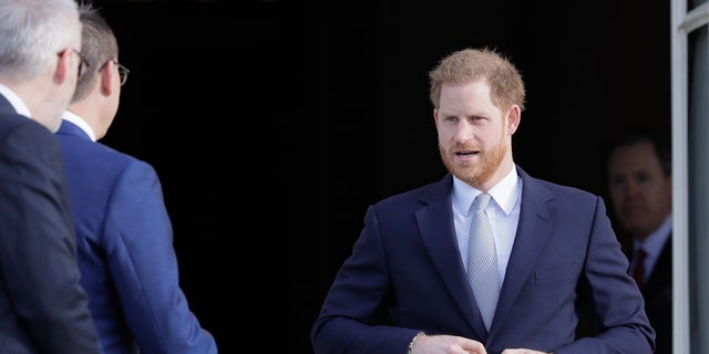 The Duke met with representatives from all 21 nations taking part in the tournament, as well as watching children from a local school play rugby league in the Buckingham Palace gardens.