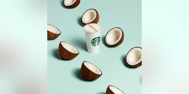 Starbucks' new Coconutmilk Latte beverage contains Starbucks Blonde Espresso, steamed coconut milk and cascara sugar.