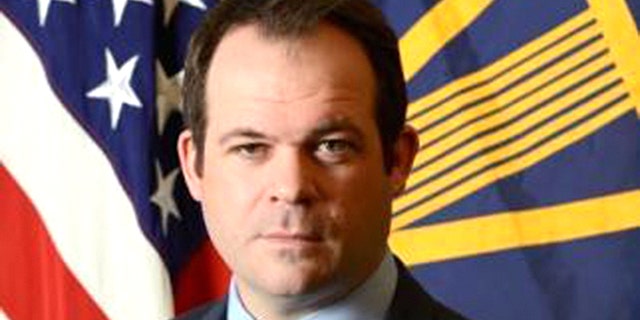 Eric Chewning, the chief of staff to defense secretary Mark Esper, is resigning. (Official photo).