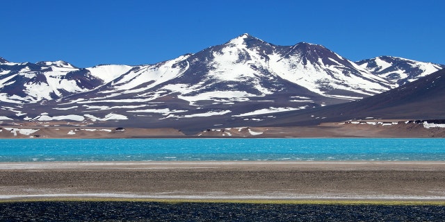 The summit of Ojos del Salado rises to 22615 feet.