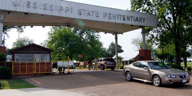 Three more inmates die at troubled Mississippi prison Mississippi-state-penitentiary