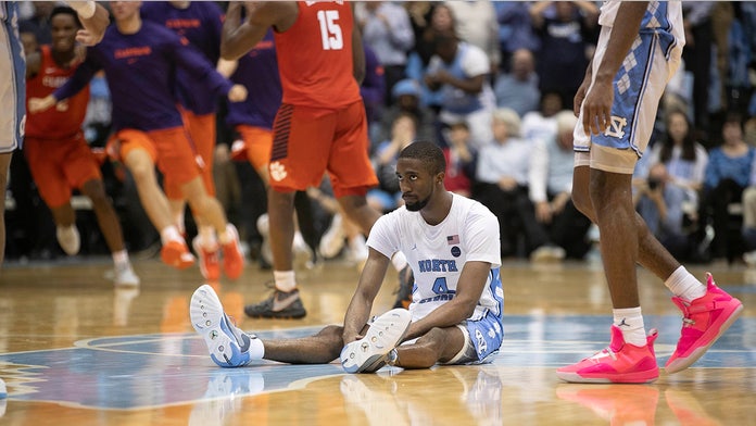 Unc Basketball Player Brandon Robinson Injured In Car Crash Fox News