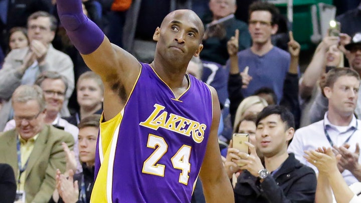 Mourners pay tribute to Kobe Bryant