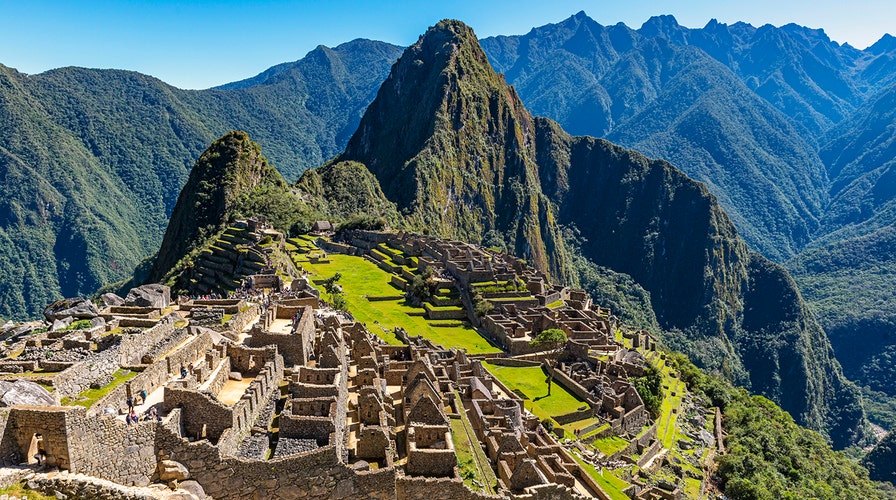 6 Tourists To Machu Picchu Tourists Detained For Allegedly Damaging ...