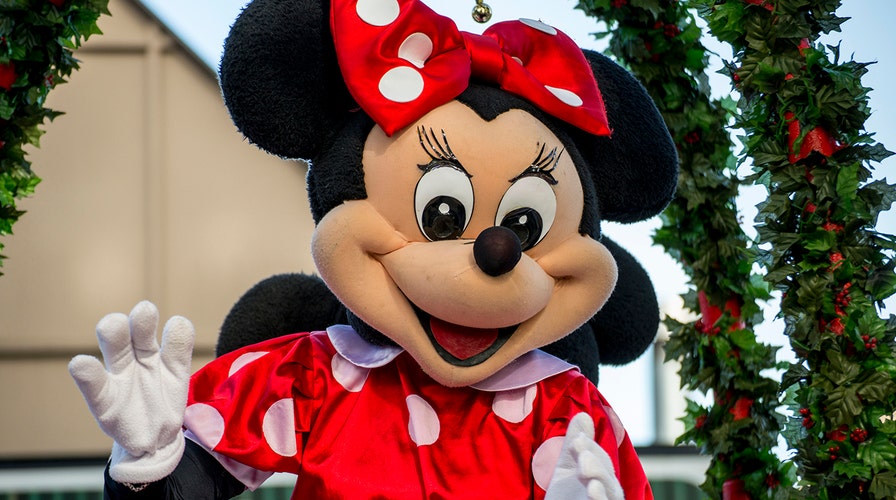 Caught on Video: Minnie Mouse beats up security guard on Vegas Strip