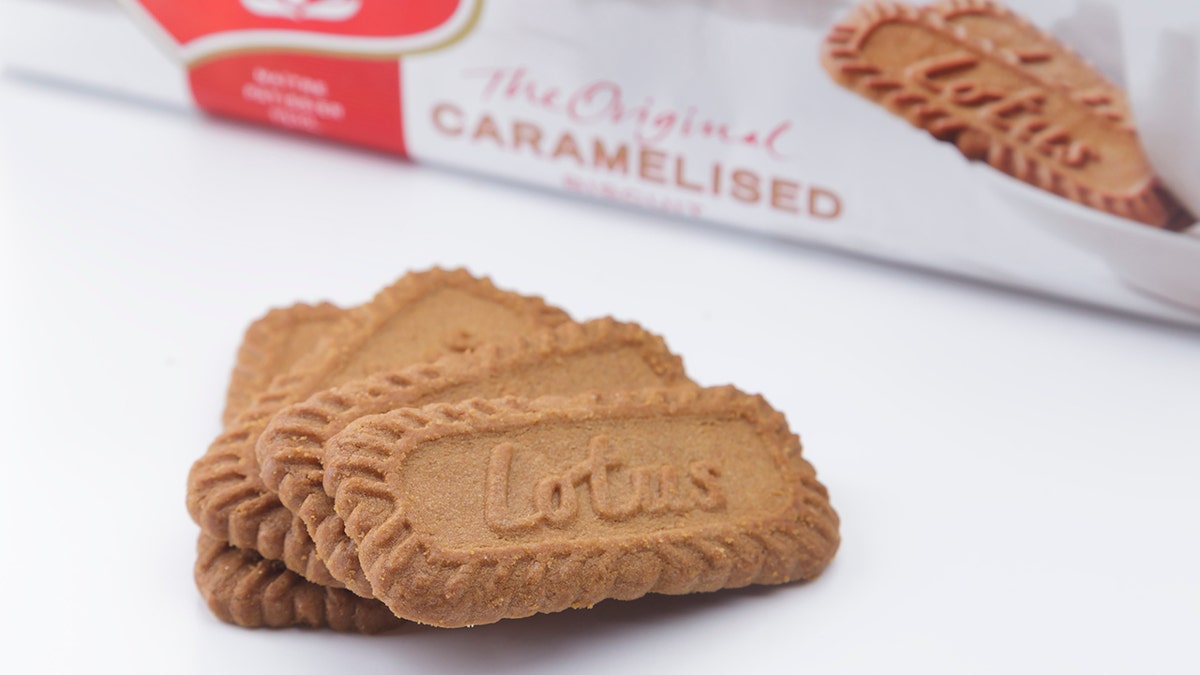 The Biscoff cookies had been available as a free in-flight snack option, along with pretzels and stroopwafels, since August.