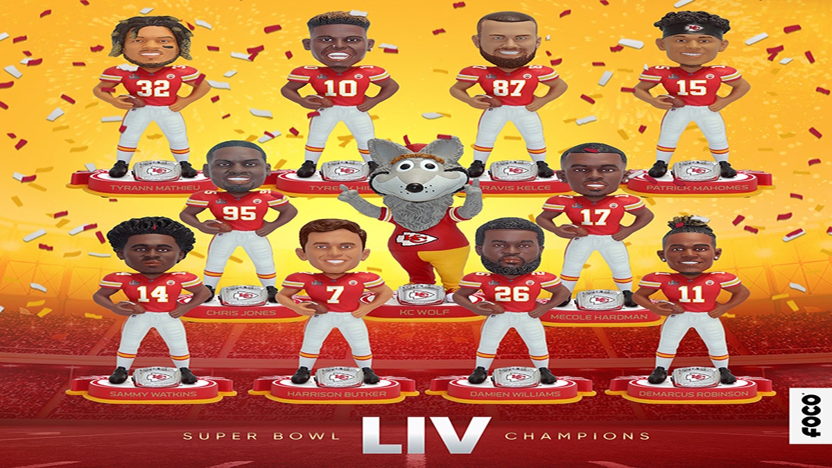 : Patrick Mahomes (Kansas City Chiefs) Super Bowl LVII Champ  Bobblehead : FOCO: Sports & Outdoors