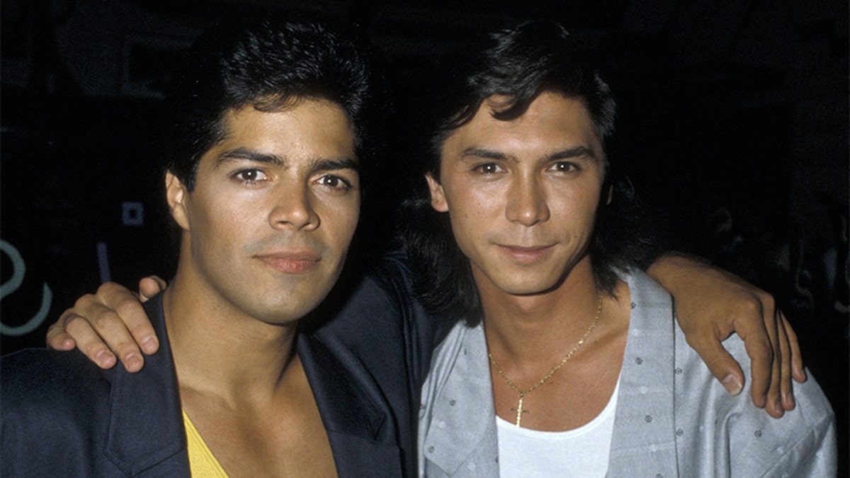 Lou Diamond Phillips Recalls Ritchie Valens Sister Breaking Down On The Set Of La Bamba Fox News Lou Diamond Phillips Recalls Ritchie Valens Sister Breaking Down On The Set Of La Bamba Fox News