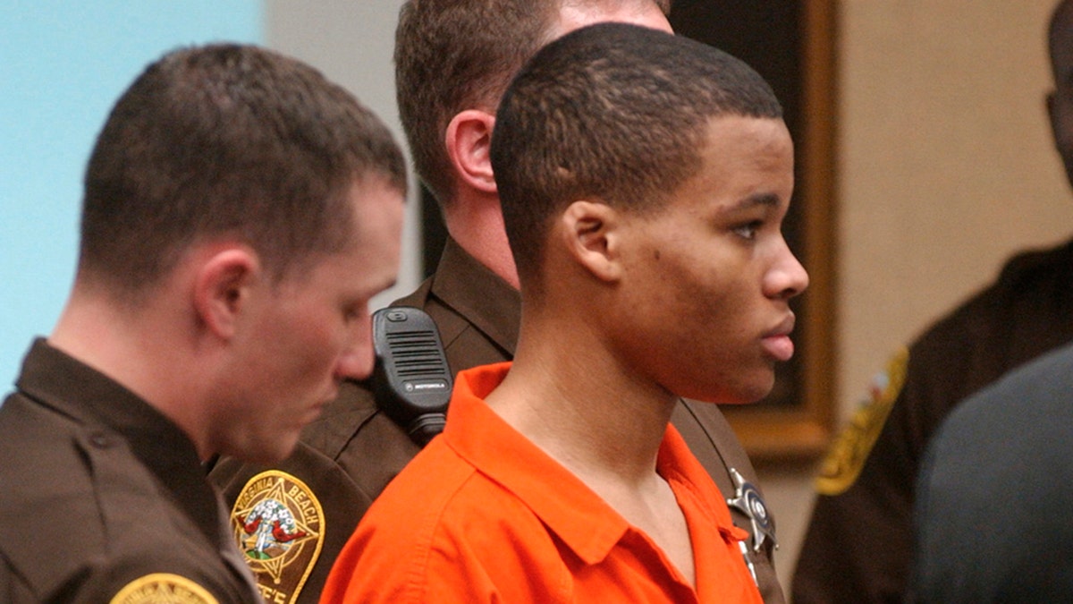 Lee Boyd Malvo in court