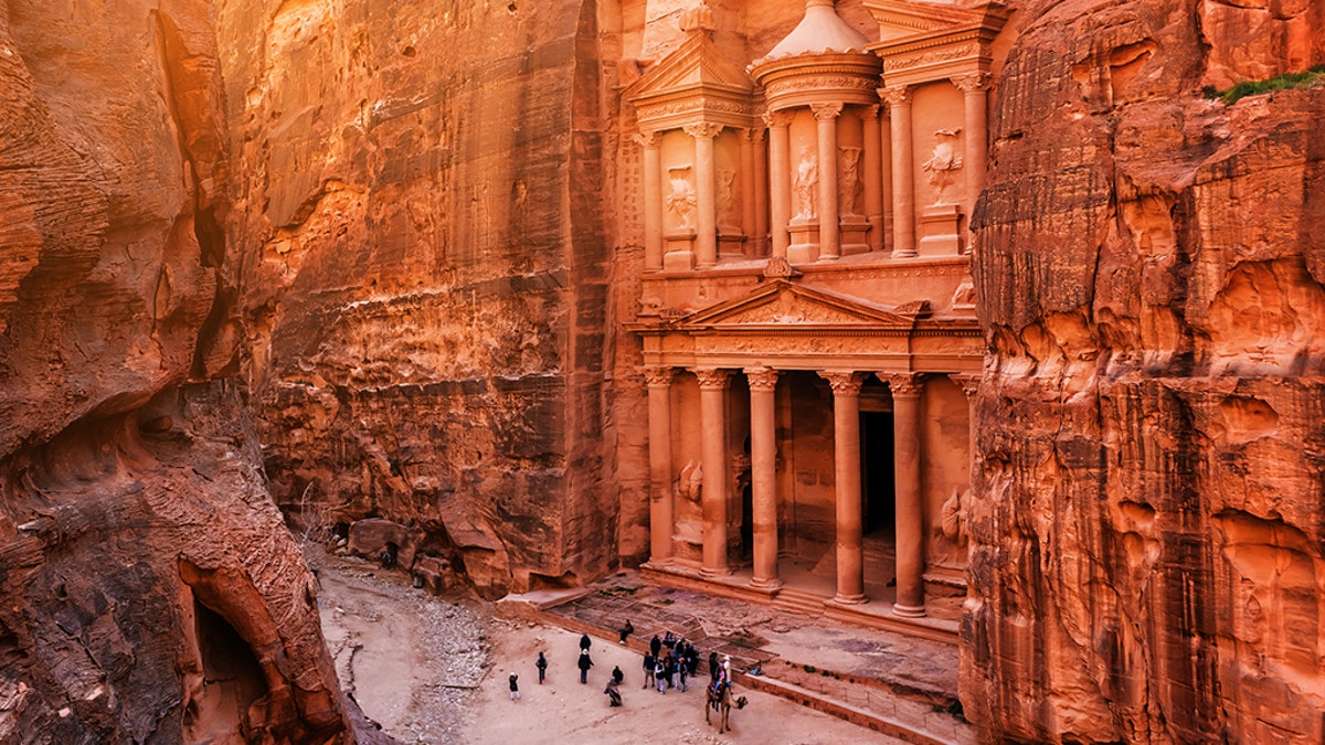 Al Khazneh (The Treasury) at old city Petra. Jordan