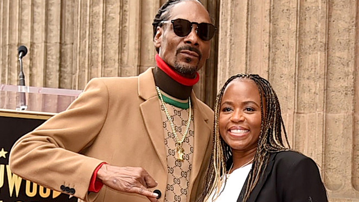 Snoop Dogg and his wife Shante Broadus have been married since 1997.