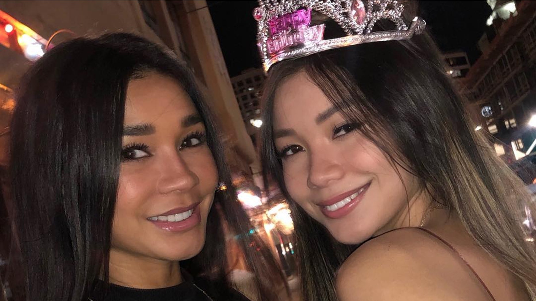 'Hottest mom in the world' California mother, daughter often mistaken