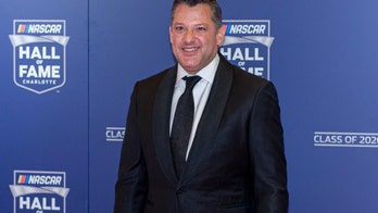 NASCAR champ Tony Stewart thanks ex-girlfriends in Hall of Fame speech