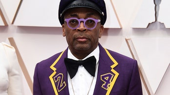 Spike Lee honors Kobe Bryant at Oscars in tuxedo inspired by late NBA star
