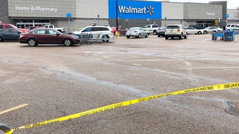 Arkansas Walmart shooting wounds 2 police officers; suspect dead, investigators say