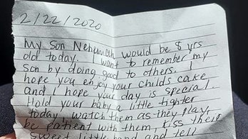 Anonymous woman buys birthday cake for stranger on late son's birthday: 'Hold your baby a little tighter today'