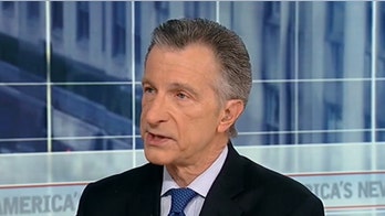 Dan Henninger: Trump should 'rise above' political squabbling about coronavirus