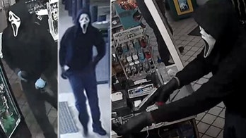 FBI seeks Virginia crook who wore 'Scream' mask in 5 gas station robberies