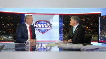 De Blasio rips Bloomberg on 'Hannity'; first US coronavirus case of unknown origin confirmed