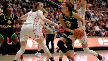 Ionescu first to 2,000 points, 1,000 assists, 1,000 rebounds
