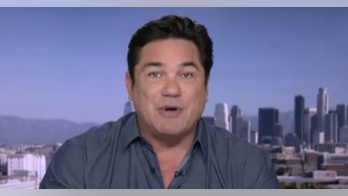 Dean Cain says NYC police attacks are encouraged by de Blasio's anti-police rhetoric