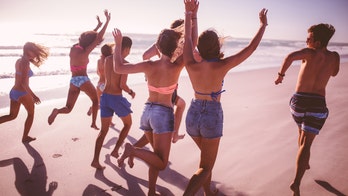 Traveling during coronavirus: Should you postpone spring break trips?