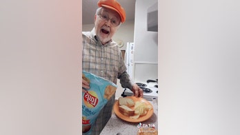 'Old Man Steve,' 81, goes viral on TikTok with sweet and simple cooking videos