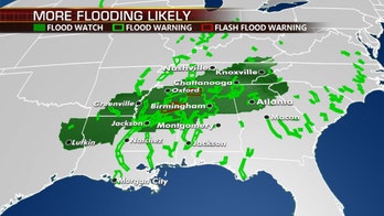 Flooding reported across South as heavy rains cause levee breach in Mississippi, cop hurt in crash
