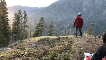 Washington runner crawls 8 hours to find cell service after breaking ankle on remote mountain trail