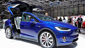 Tesla recalling 15K Model X SUVs with potential power steering issue, updates similar recall for 123K Model S sedans