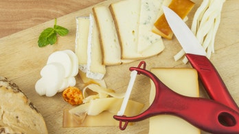 Mom stuns with 'perfect' cheese-slicing method: 'Why have I never thought of this?'