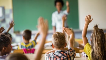 New Jersey elementary students forced to stand, use makeshift desks because overcrowding: report