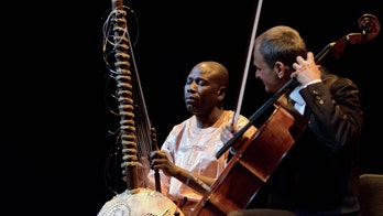 Renowned Mali musician claims TSA left custom-made instrument 'in pieces,' calls alleged incident racist
