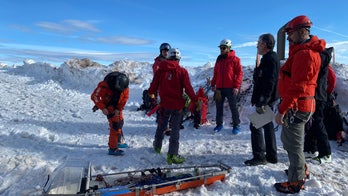 Oregon climber found dead 9,400 feet up Mount Hood