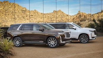 2021 Cadillac Escalade debuts with OLED screens, hands-free driving and a diesel engine