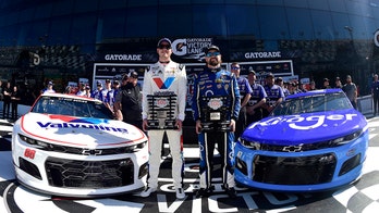 Ricky Stenhouse Jr. wins Daytona 500 pole with new team