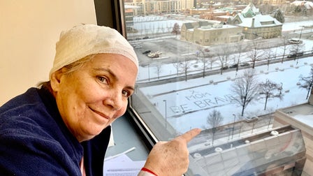 Woman battling brain cancer gets inspiring snow message: 'Mom be brave'