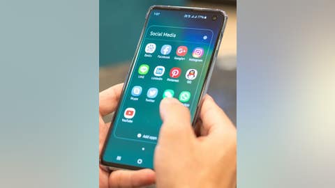 Every iPhone and Android user should know these genius commands