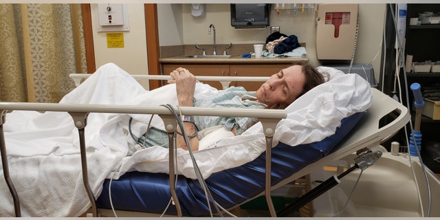 O'kelley visits the hospital during her battle with liver disease.