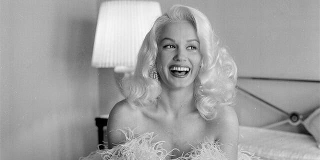 In The 50s Sex Symbols - 50s Sex Symbol Mamie Van Doren On Leaving Hollywood After | CLOUDY GIRL PICS