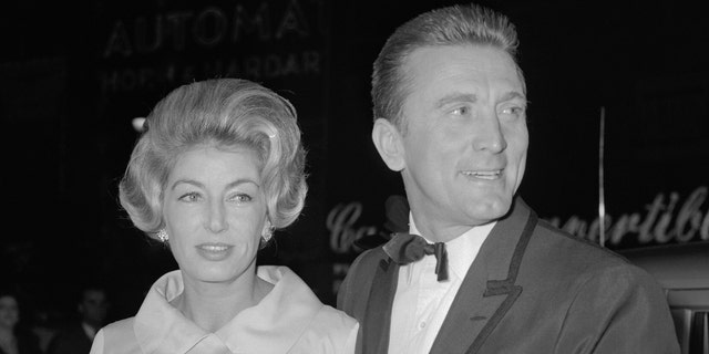 Kirk Douglas and his wife Anne at the premiere of "Spartacus." (Getty)